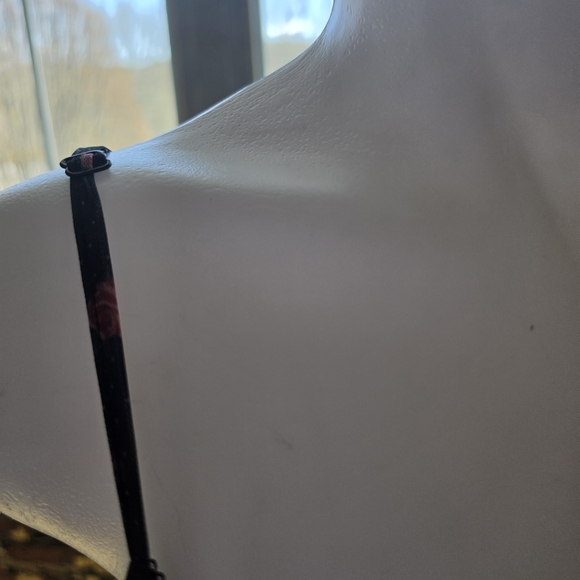 Black Dress with Red Rose Pattern - Picture 4 of 8